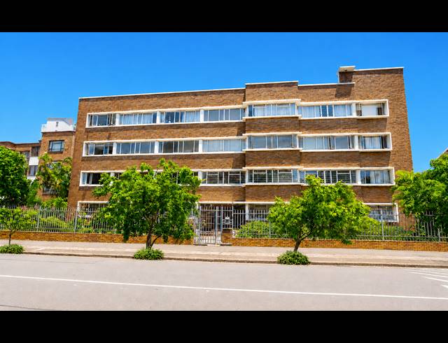 1.5 BEDROOM APARTMENT FOR SALE IN MUSGRAVE